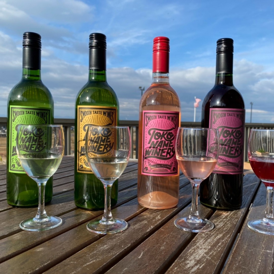 日本ワインのワイナリー見学から美食まで