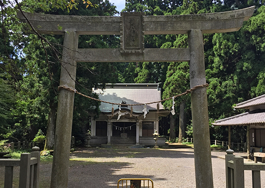 Hozumi Shrine(1)